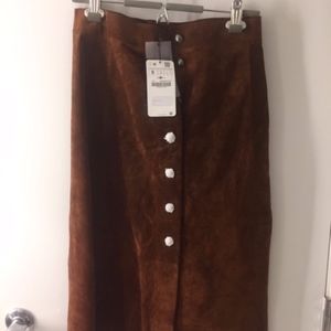 SUEDE MIDI ZARA SKIRT SIZE SMALL